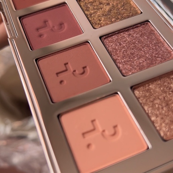 NEW BUNDLE Patrick Ta Major Dimensions II Rose Eyeshadow Palette + Gloss + Tote - Picture 3 of 3